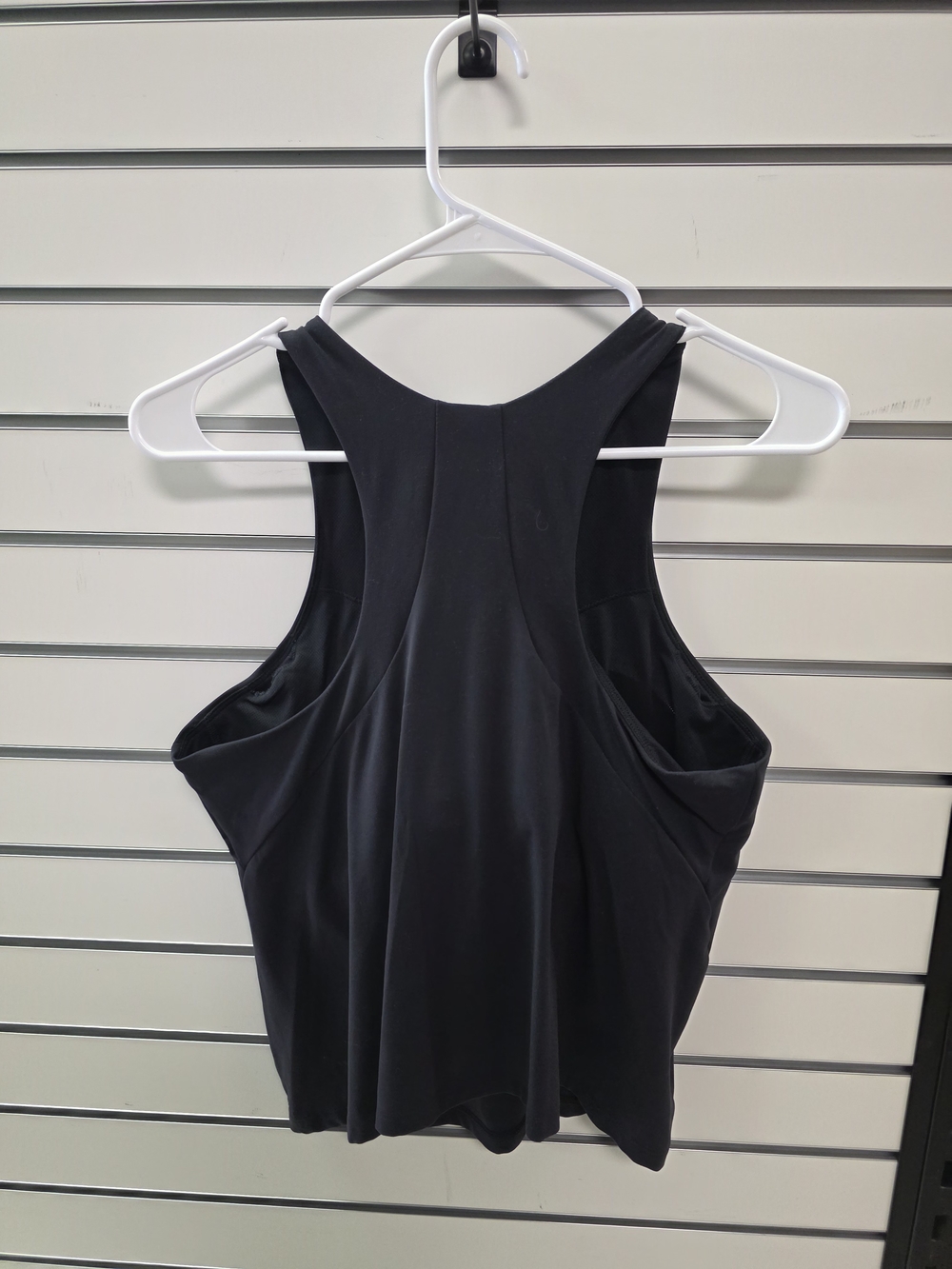 XL all in motion Black Racerback Performance Tank - Picture 2 of 5